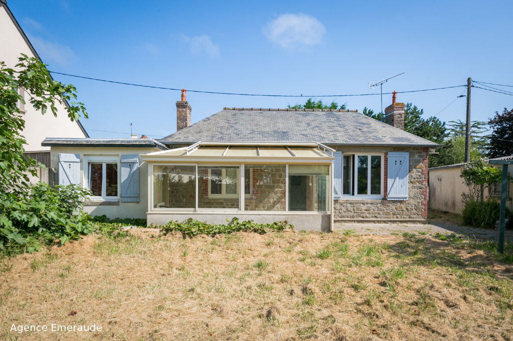 A vendre maison de plain-pied DINARD 3 chambres avec jardin A vendre maison de plain-pied DINARD 3 chambres avec jardin