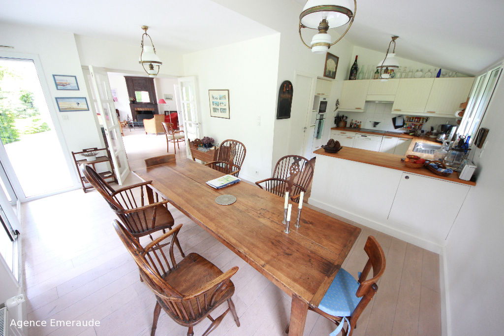 Maison d'architecte pour 6 personnes Dinard 150 m2 Le prieuré Maison d'architecte pour 6 personnes Dinard 150 m2 Le prieuré