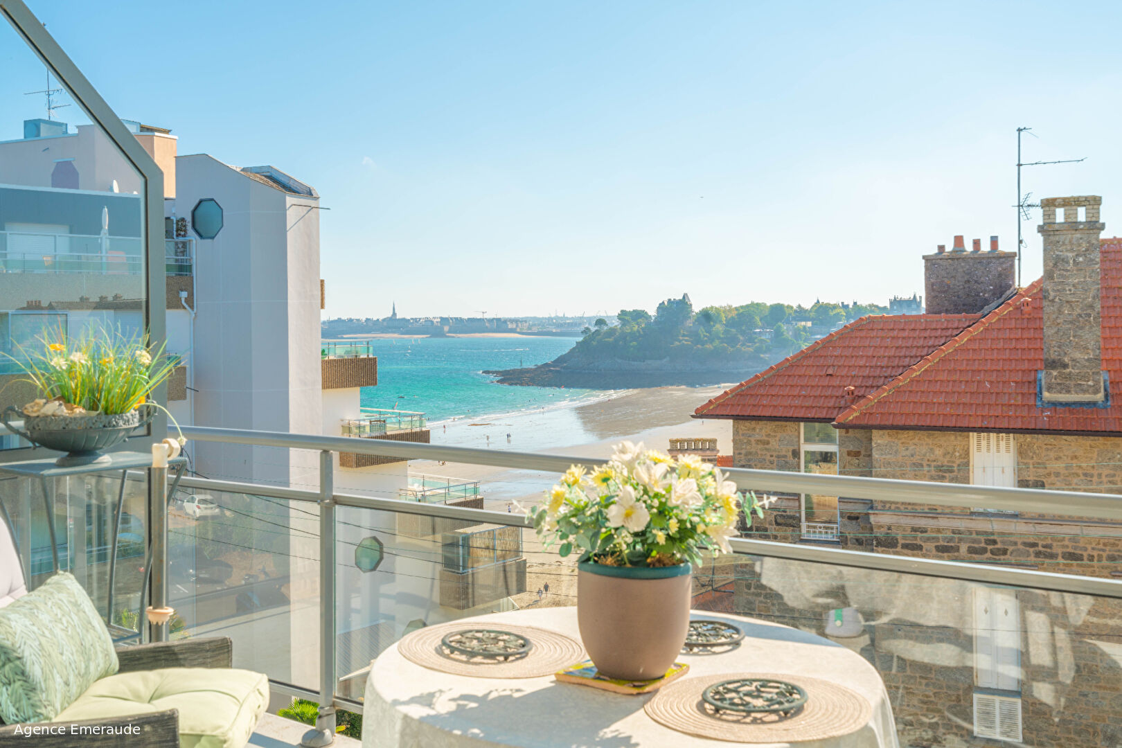Appartement Dinard - LA MALOUINE - 3 chambres, VUE MER, garage, parking. Appartement Dinard - LA MALOUINE - 3 chambres, VUE MER, garage, parking.