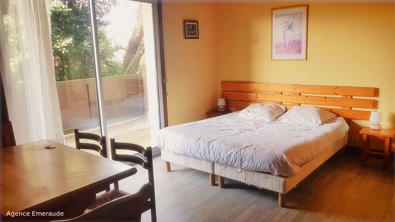Studio meublé 1 pièce(s) de 25m2 DINARD Prieuré Studio meublé 1 pièce(s) de 25m2 DINARD Prieuré