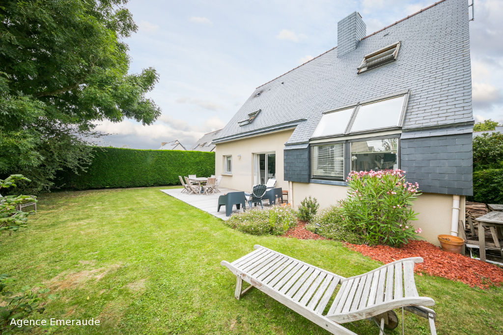 Maison Dinard 4 pièce(s) 120 m² proche de la plage du Prieuré et du parc de Port Breton Maison Dinard 4 pièce(s) 120 m² proche de la plage du Prieuré et du parc de Port Breton