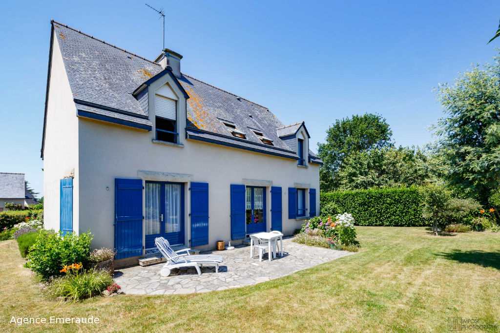 Maison Dinard 5 pièce(s) - 135m² - proche plages chambre et sde au rez-de-chaussée - sous-sol total Maison Dinard 5 pièce(s) - 135m² - proche plages chambre et sde au rez-de-chaussée - sous-sol total