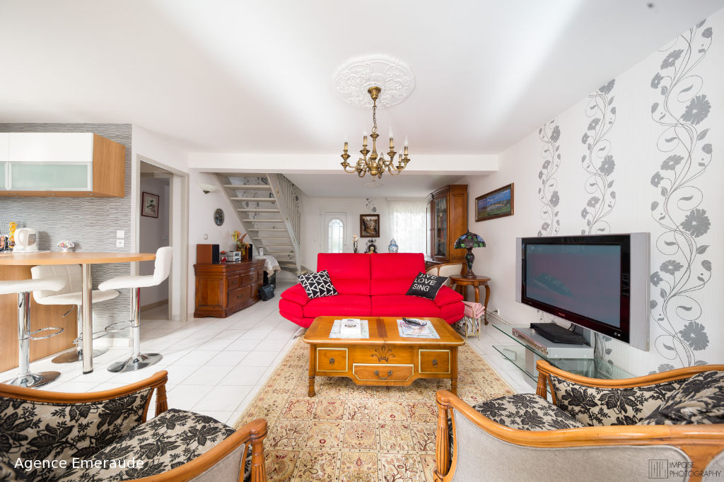 Maison Dinard 5 pièce(s) 110 m2 chambre et salle d'eau au rez-de-chaussée Maison Dinard 5 pièce(s) 110 m2 chambre et salle d'eau au rez-de-chaussée