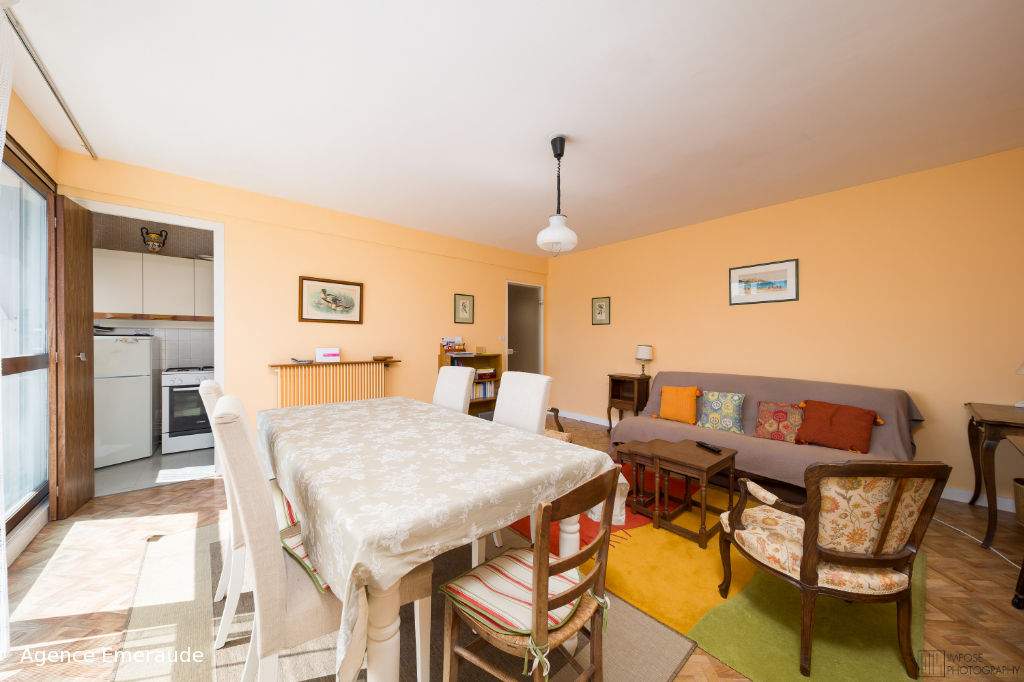 Appartement Dinard 2 pièce(s) 47.47 m² dernier étage ascenseur cave parking Appartement Dinard 2 pièce(s) 47.47 m² dernier étage ascenseur cave parking