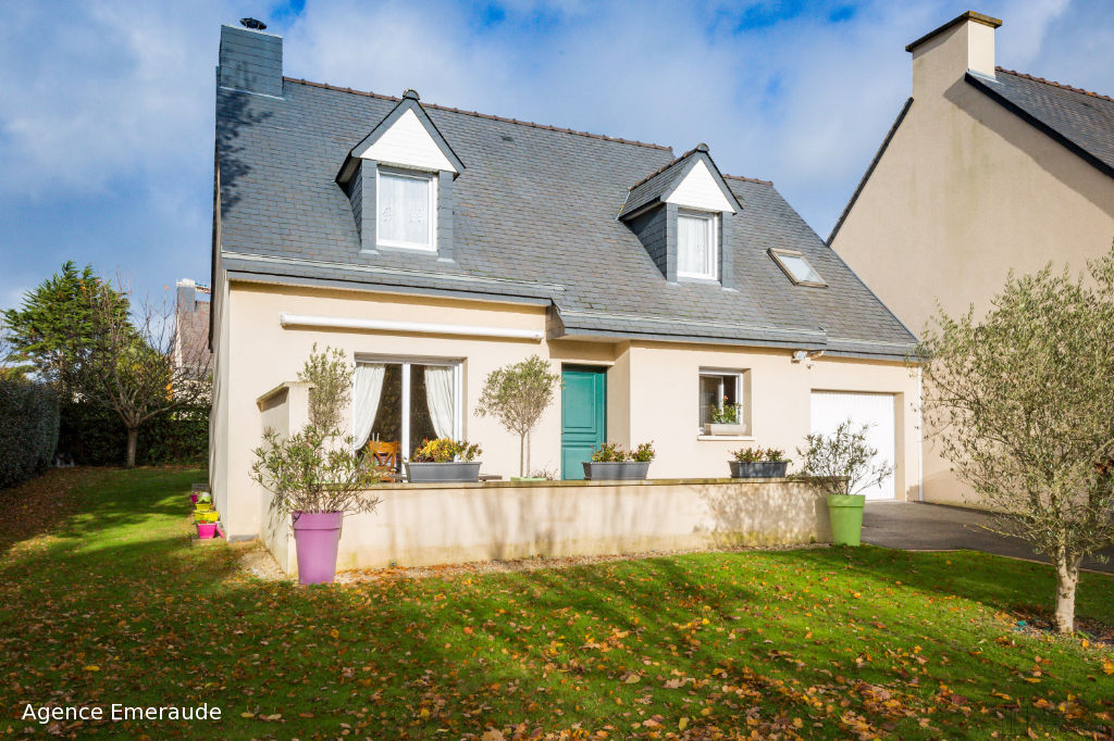Maison La Richardais 6 pièce(s) 121 m² - chambre et salle d'eau au rez-de-chaussée Maison La Richardais 6 pièce(s) 121 m² - chambre et salle d'eau au rez-de-chaussée