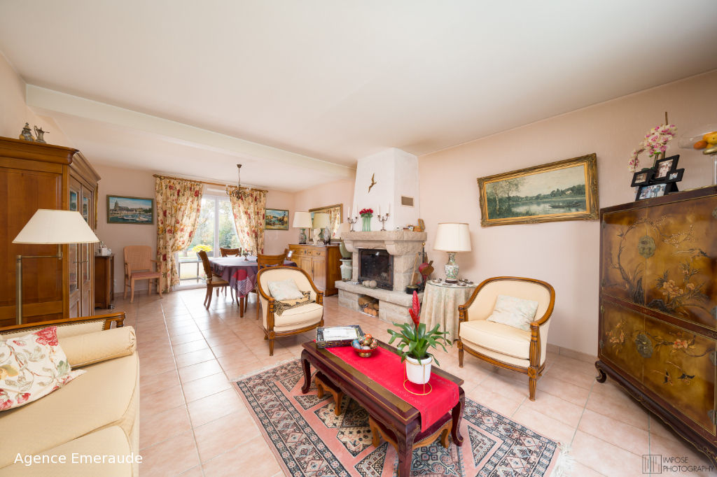 Maison La Richardais 6 pièce(s) 121 m² - chambre et salle d'eau au rez-de-chaussée Maison La Richardais 6 pièce(s) 121 m² - chambre et salle d'eau au rez-de-chaussée