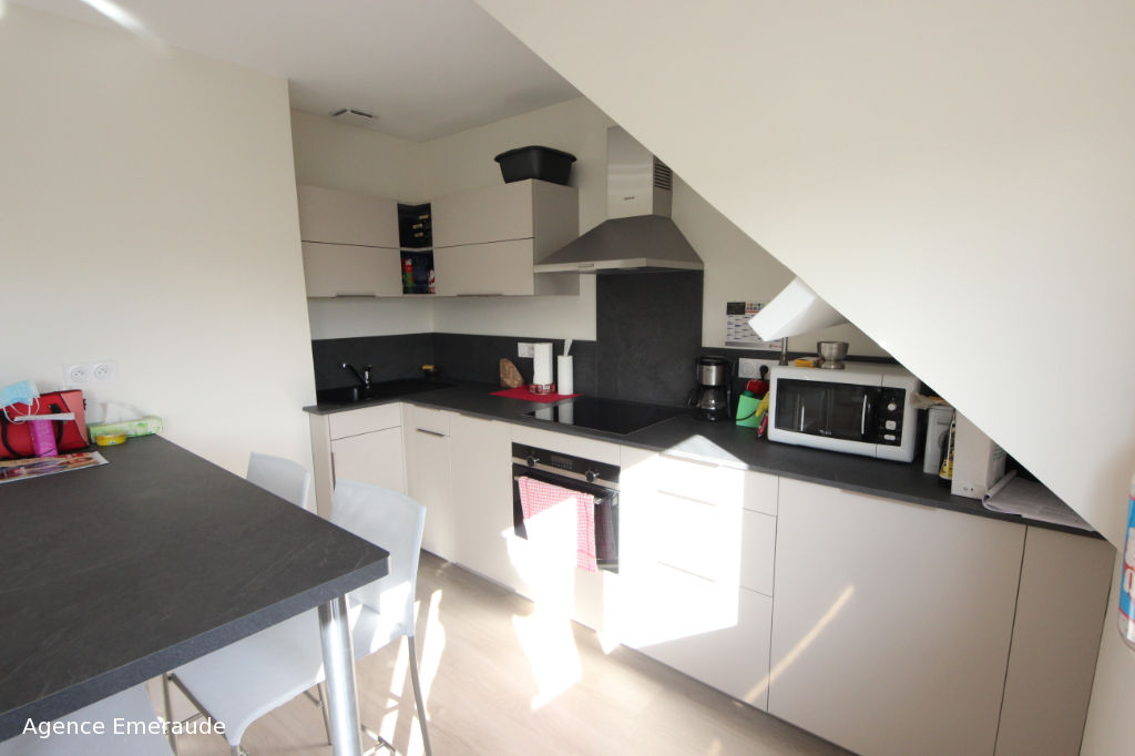 Appartement a louer à l'année DINARD Centre Ville 2 pièce(s) 51 m2 Appartement a louer à l'année DINARD Centre Ville 2 pièce(s) 51 m2