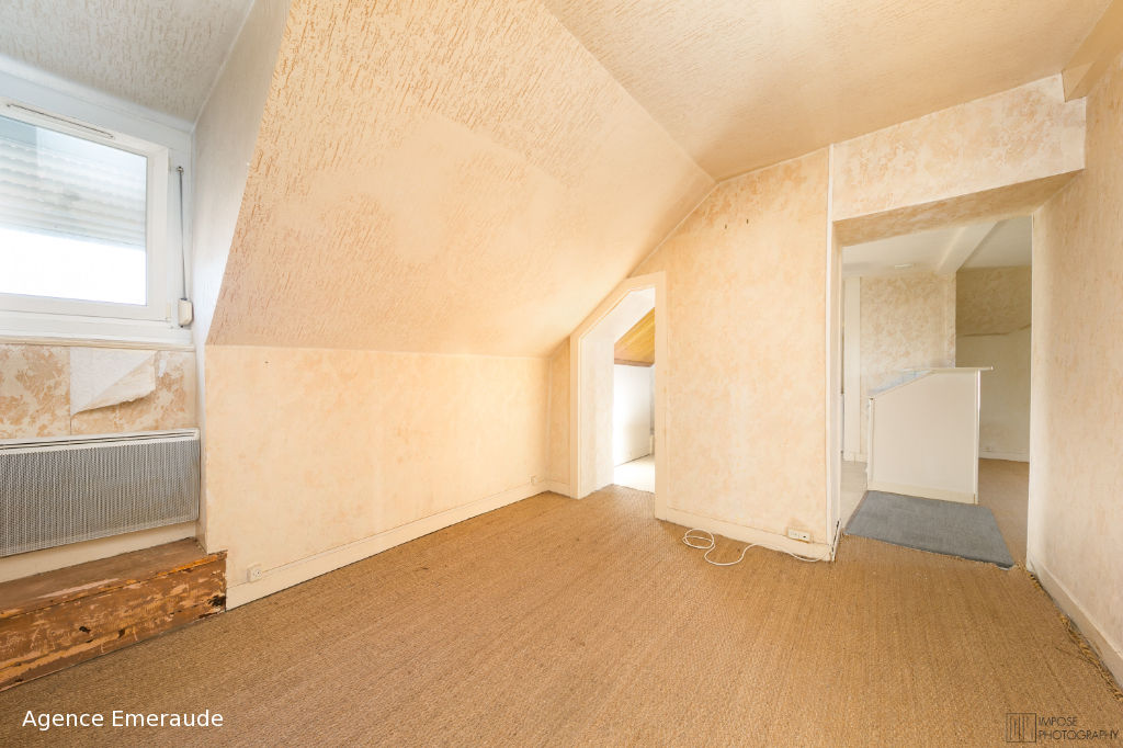 Appartement Dinard 3 pièce(s) 47.72 m2 dernier étage centre bourg Saint-Enogat Appartement Dinard 3 pièce(s) 47.72 m2 dernier étage centre bourg Saint-Enogat