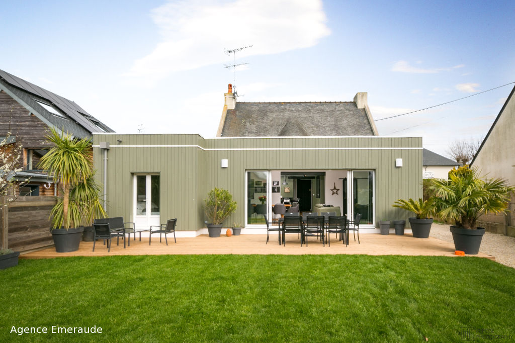 Maison Dinard Saint-Enogat 5 pièces 140 m² la plage et les commerces à pied chambre au rez-de-chaussée terrain 495 m² Maison Dinard Saint-Enogat 5 pièces 140 m² la plage et les commerces à pied chambre au rez-de-chaussée terrain 495 m²