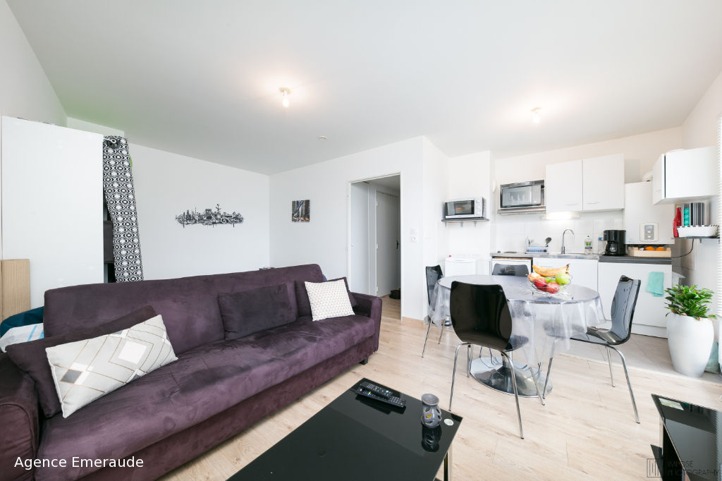 Appartement 1 pièce(s) 30.9 m² dernier étage balcon cave parking en sous-sol Appartement 1 pièce(s) 30.9 m² dernier étage balcon cave parking en sous-sol