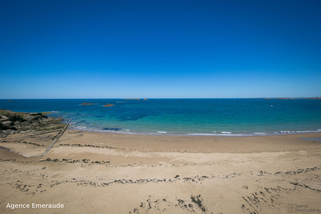 Appartement Dinard vue sur mer 2 pièce(s) 39.18 m² accès direct à la plage de st Enogat, très belles prestations Appartement Dinard vue sur mer 2 pièce(s) 39.18 m² accès direct à la plage de st Enogat, très belles prestations