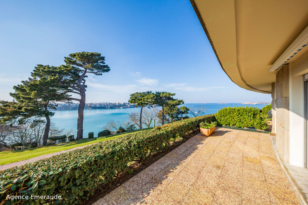 Appartement Dinard 2 pièce(s) 53.35 m², Terrasse en première ligne sur l'eau Appartement Dinard 2 pièce(s) 53.35 m², Terrasse en première ligne sur l'eau