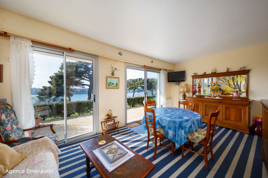 Appartement Dinard 2 pièce(s) 53.35 m², Terrasse en première ligne sur l'eau Appartement Dinard 2 pièce(s) 53.35 m², Terrasse en première ligne sur l'eau