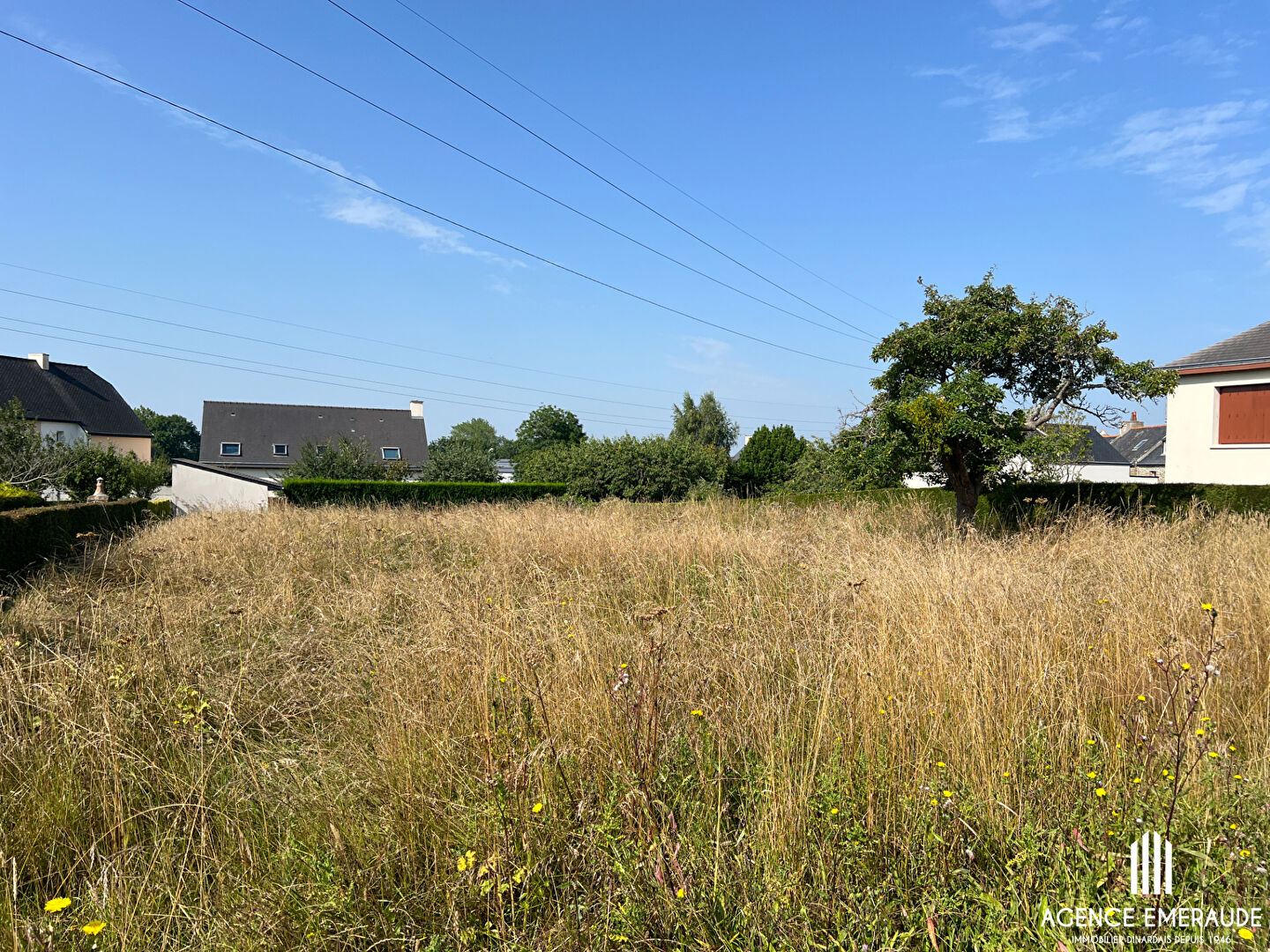 Terrain La RICHARDAIS d'une surface de 1121 m² Terrain La RICHARDAIS d'une surface de 1121 m²