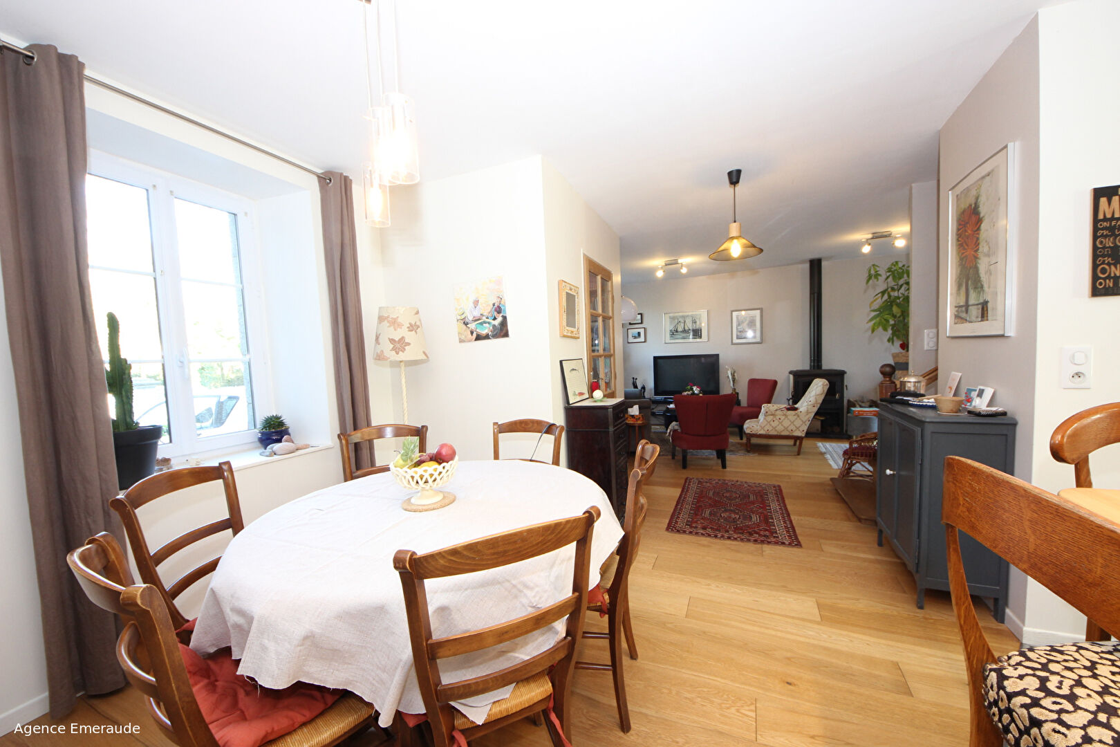 Maison Langrolay Sur Rance 4 chambres terrasse jardin au Sud à quelques pas de la rance Maison Langrolay Sur Rance 4 chambres terrasse jardin au Sud à quelques pas de la rance