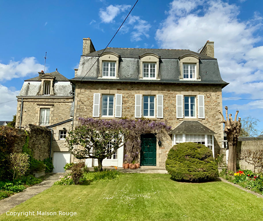 A vendre maison à Dinan , 230 m², 628 800 € Agence de la Maison Rouge