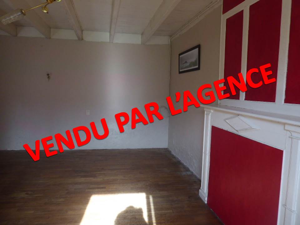 Maison Belz 4 pièce(s) proximité d ela Rivière d'Etel Maison de pays à rénover Maison Belz 4 pièce(s) proximité d ela Rivière d'Etel Maison de pays à rénover