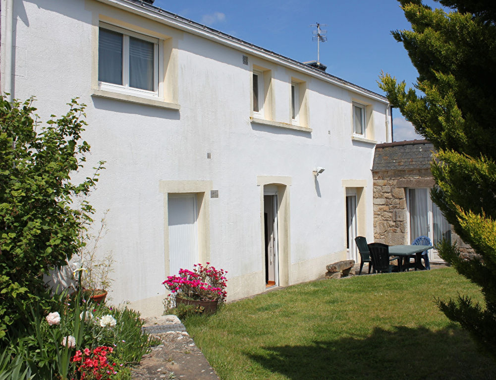 Maison Etel 4 pièce(s)56410 Maison de pays avec dépendance garage et terrain de 381m² Maison Etel 4 pièce(s)56410 Maison de pays avec dépendance garage et terrain de 381m²
