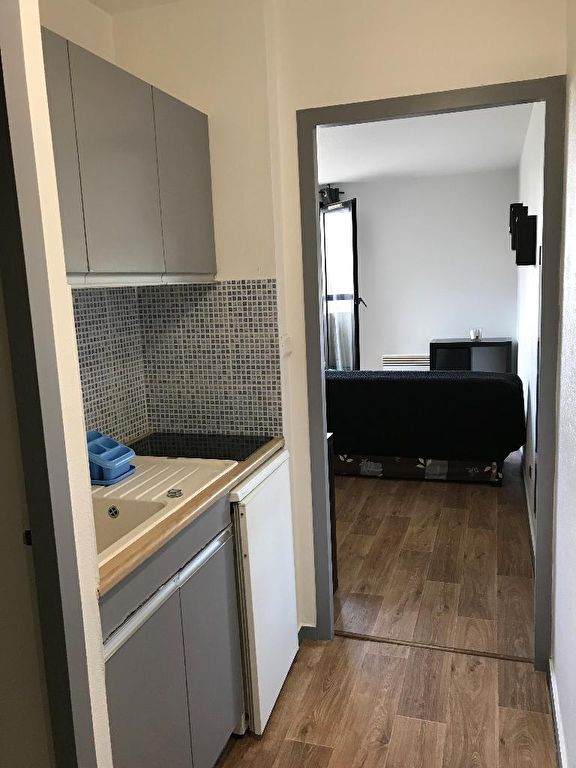 Studio MEUBLE - Quartier Porte Royale/Proche Hôpital Studio MEUBLE - Quartier Porte Royale/Proche Hôpital