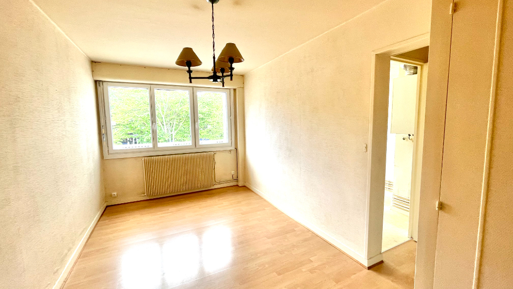 Appartement La Rochelle 1 pièce(s) 25.50 m2 Appartement La Rochelle 1 pièce(s) 25.50 m2