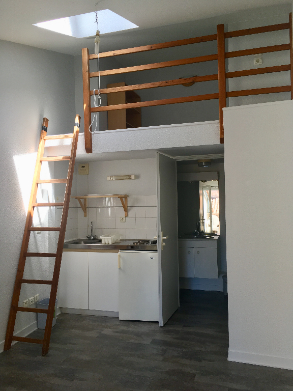 Studio Mezzanine VIDE - Centre Ville La Rochelle Studio Mezzanine VIDE - Centre Ville La Rochelle