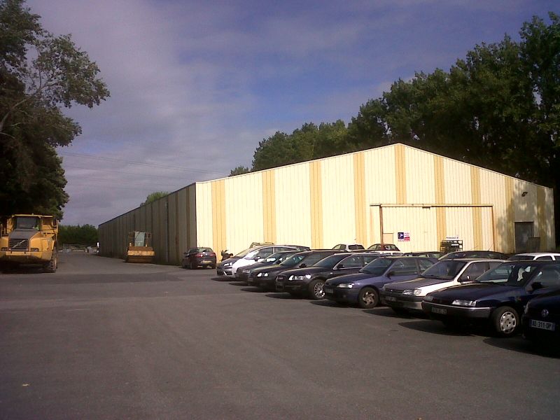 Entrepôt / local industriel Landerneau 3000 m2 Entrepôt / local industriel Landerneau 3000 m2