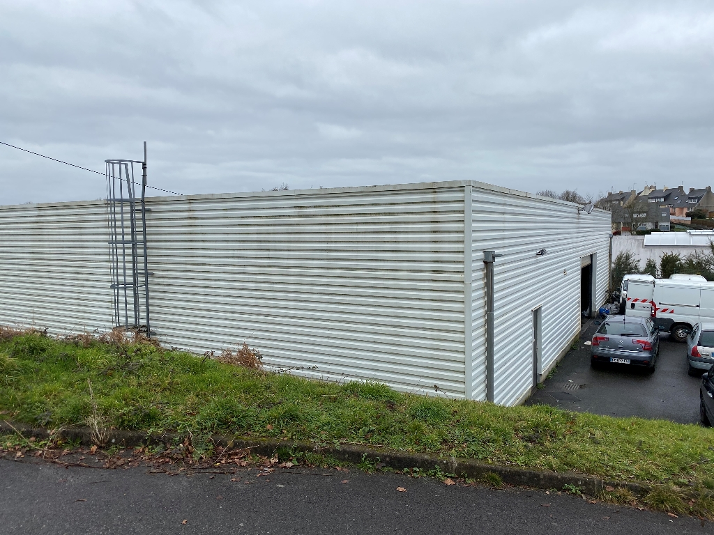 Entrepôt / local industriel Brest 400 m2 proche geant Entrepôt / local industriel Brest 400 m2 proche geant