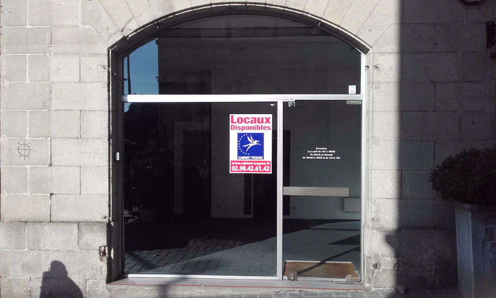 A louer boutique 50 m2 centre ville historique de quimper A louer boutique 50 m2 centre ville historique de quimper