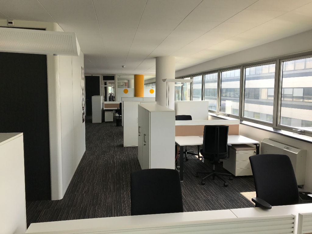 A louer Bureaux 1250 m² aéroport Brest A louer Bureaux 1250 m² aéroport Brest