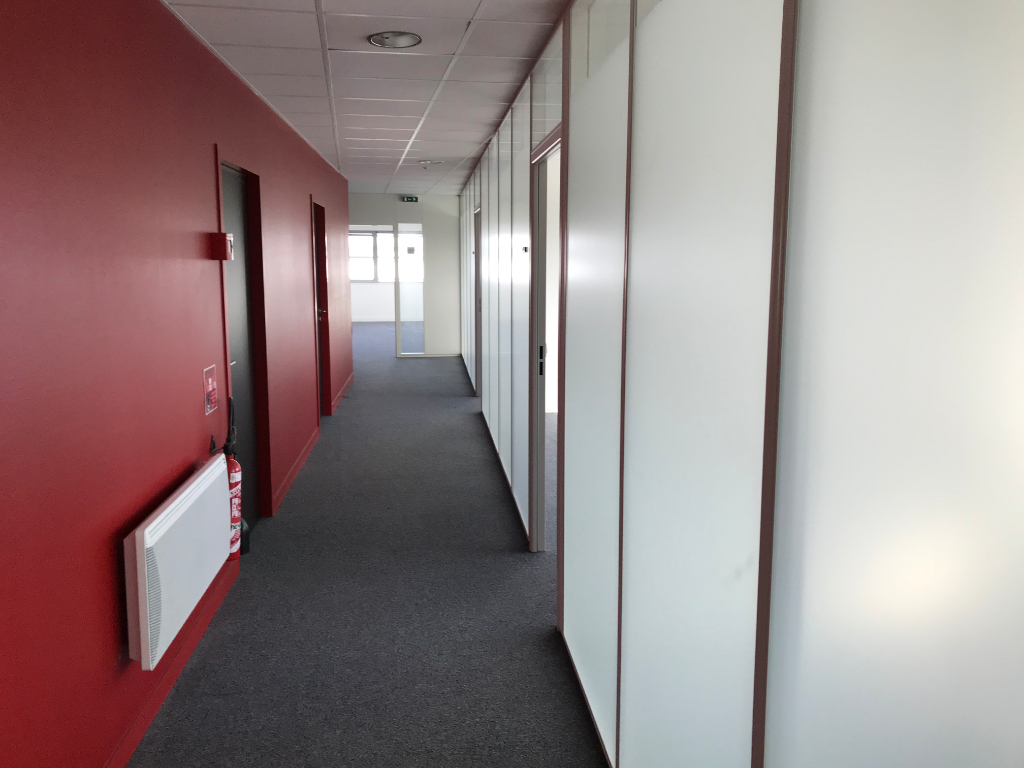 A louer Plateau de bureaux Brest Kergaradec 695M² Location A louer Plateau de bureaux Brest Kergaradec 695M² Location