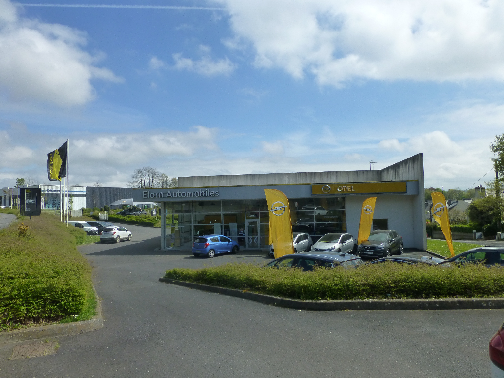 Local d'activité Landerneau 500 m2 Local d'activité Landerneau 500 m2