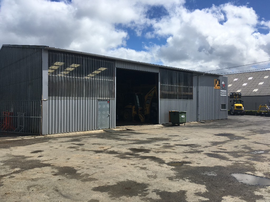 Local d'activité Landivisiau 800 m2 Local d'activité Landivisiau 800 m2