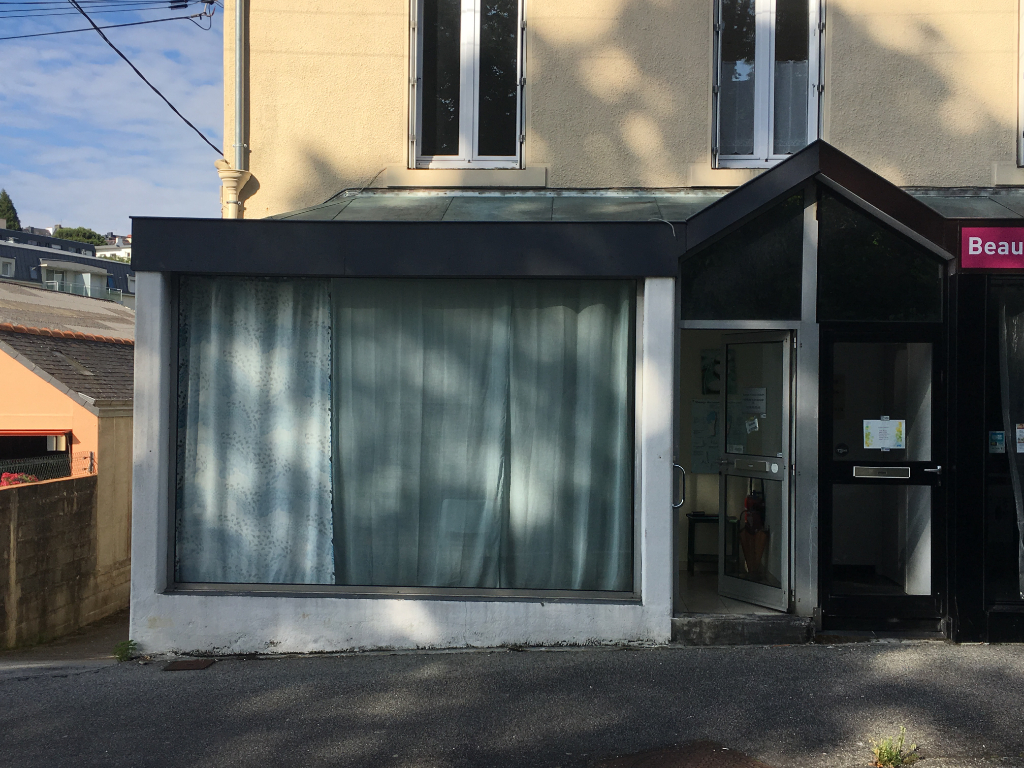 À LOUER LOCAL D'ACTIVITÉ d'une surface de 38.04 m² 29 000 Quimper À LOUER LOCAL D'ACTIVITÉ d'une surface de 38.04 m² 29 000 Quimper