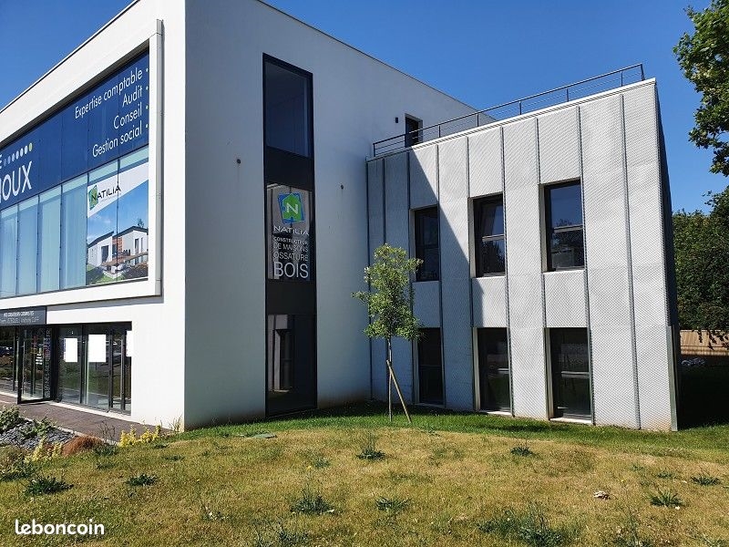 RELECQ KERHUON A louer Local commercial 163 m2 RELECQ KERHUON A louer Local commercial 163 m2