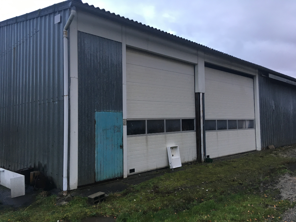 Entrepôt / local industriel Gouezec 1080 m2 Entrepôt / local industriel Gouezec 1080 m2