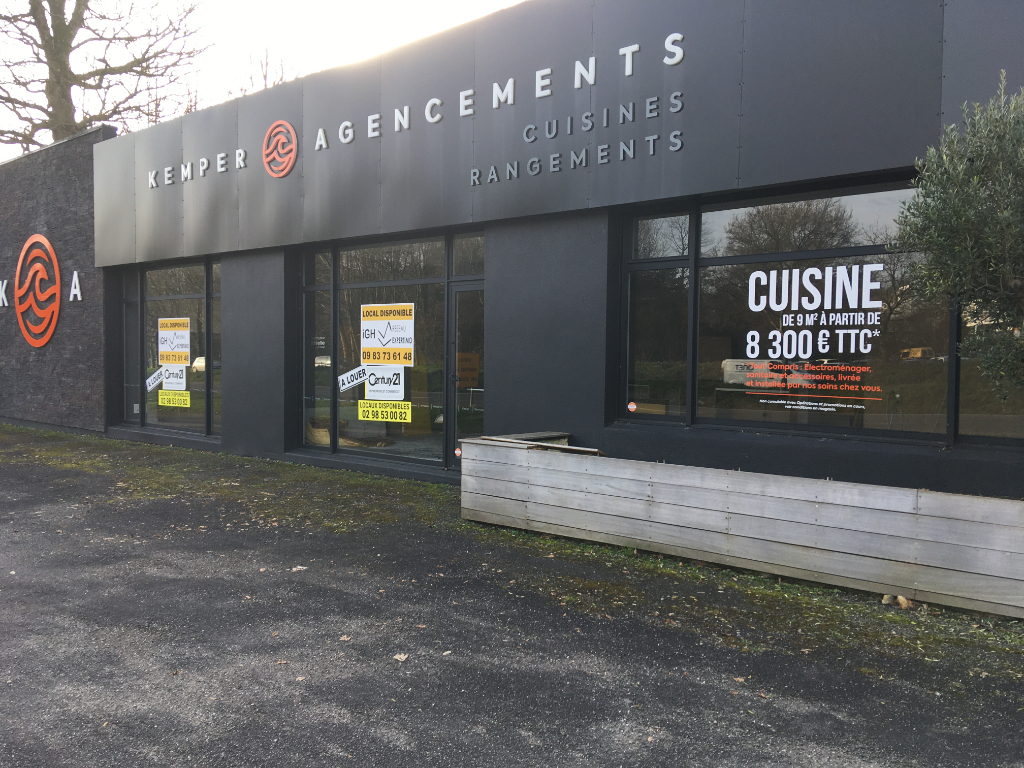 A louer un Local d'activité commerciale de 360 m² 29 000 Quimper A louer un Local d'activité commerciale de 360 m² 29 000 Quimper