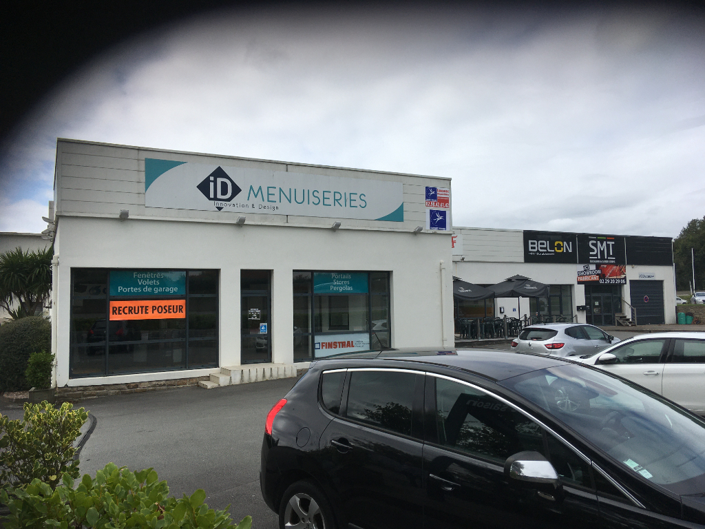 A louer local d'activité commercial de 310 m² excellente visibilité 29 000 Quimper A louer local d'activité commercial de 310 m² excellente visibilité 29 000 Quimper