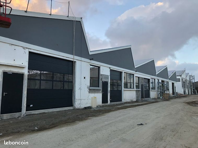 A vendre Brest - Zone de Kergonan Local d'activité 600 m2 A vendre Brest - Zone de Kergonan Local d'activité 600 m2