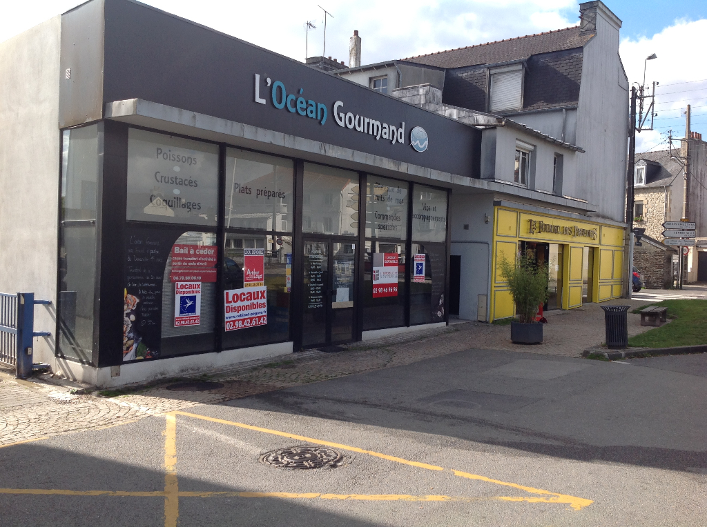 A louer Local commercial Landerneau 53 m2 A louer Local commercial Landerneau 53 m2