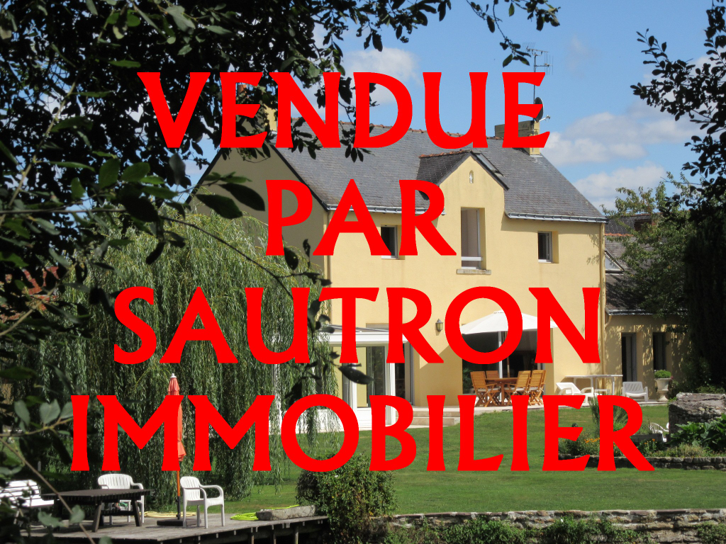 Maison Sautron 9 pièce(s) 210 m2 Maison Sautron 9 pièce(s) 210 m2