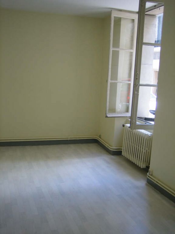 Appartement Type 1 - POITIERS CENTRE VILLE Appartement Type 1 - POITIERS CENTRE VILLE