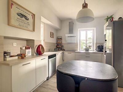 Maison de caractere de 135m2, 4 chambres, sur plus de 1500m2 avec vue sur l'Oudon a Segre