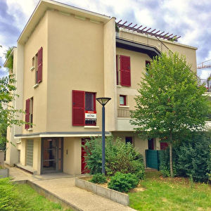 Appartement duplex 4 pieces Noisiel 106 m2