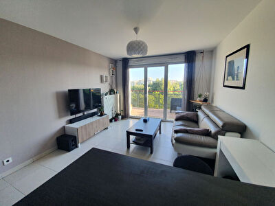 Appartement Lognes 3 pieces 53.32 m2 dernier etage