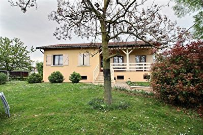 HEYRIEUX - Jolie Maison T4 avec sous-sol amenage
