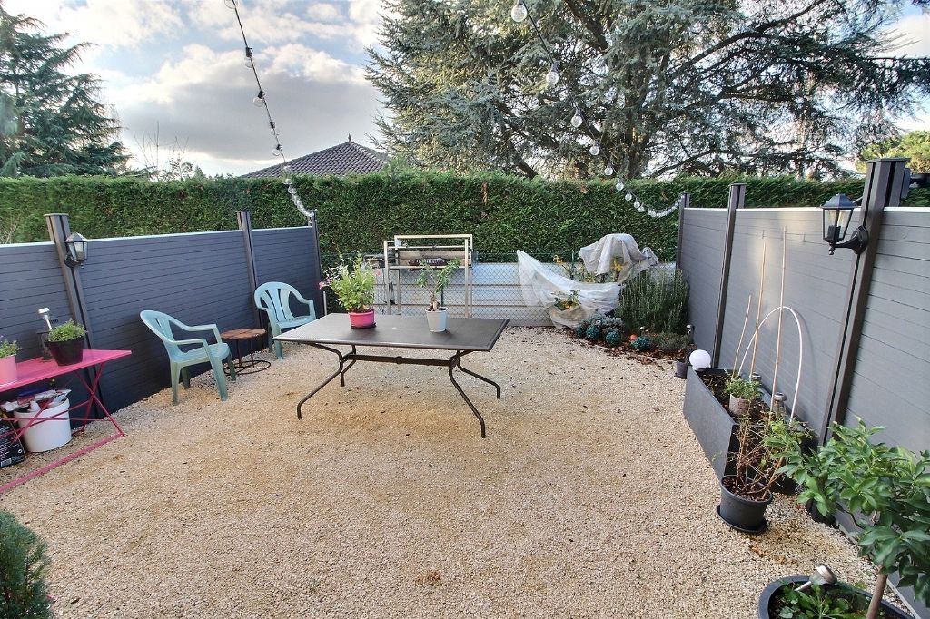 photos n°1 VALENCIN - Superbe appartement T3 RDJ