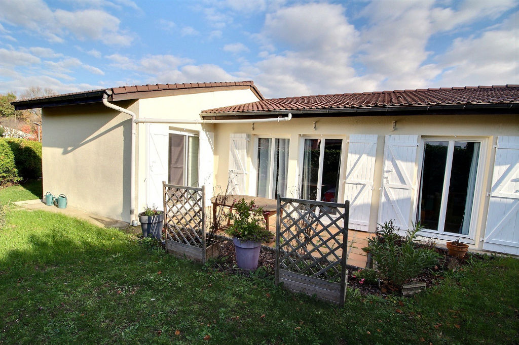photos n°1 VILLEFONTAINE - Maison T4 de plain-pied