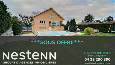 DIEMOZ, Coup de coeur Maison 173m2 sur terrain de 1243m2 avec piscine