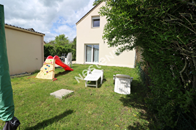 Corbeny : Maison recente (2018) - 4 chambres - garage et jardin.