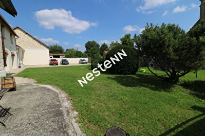 Belle longere d'env. 230m2 , 20min au Nord de Reims, confort de plain pied, 6 ch.